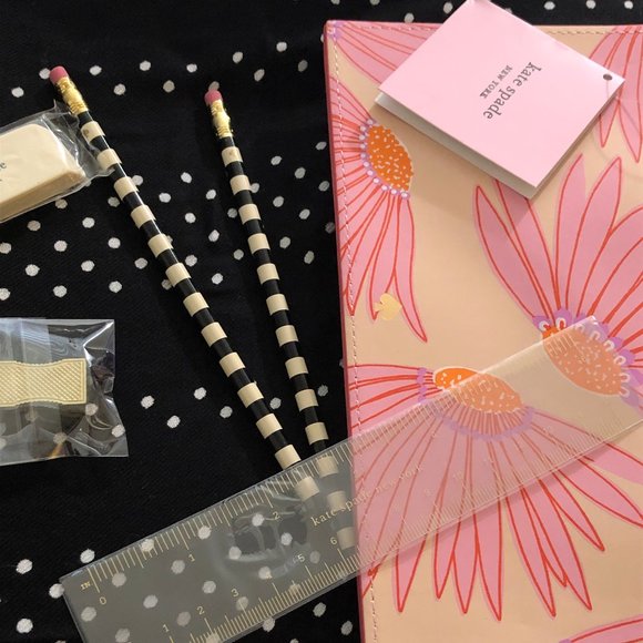 Falling Flower Pencil Pouch & Stationery 6-Piece Set. It is NEW. - Picture 11 of 15